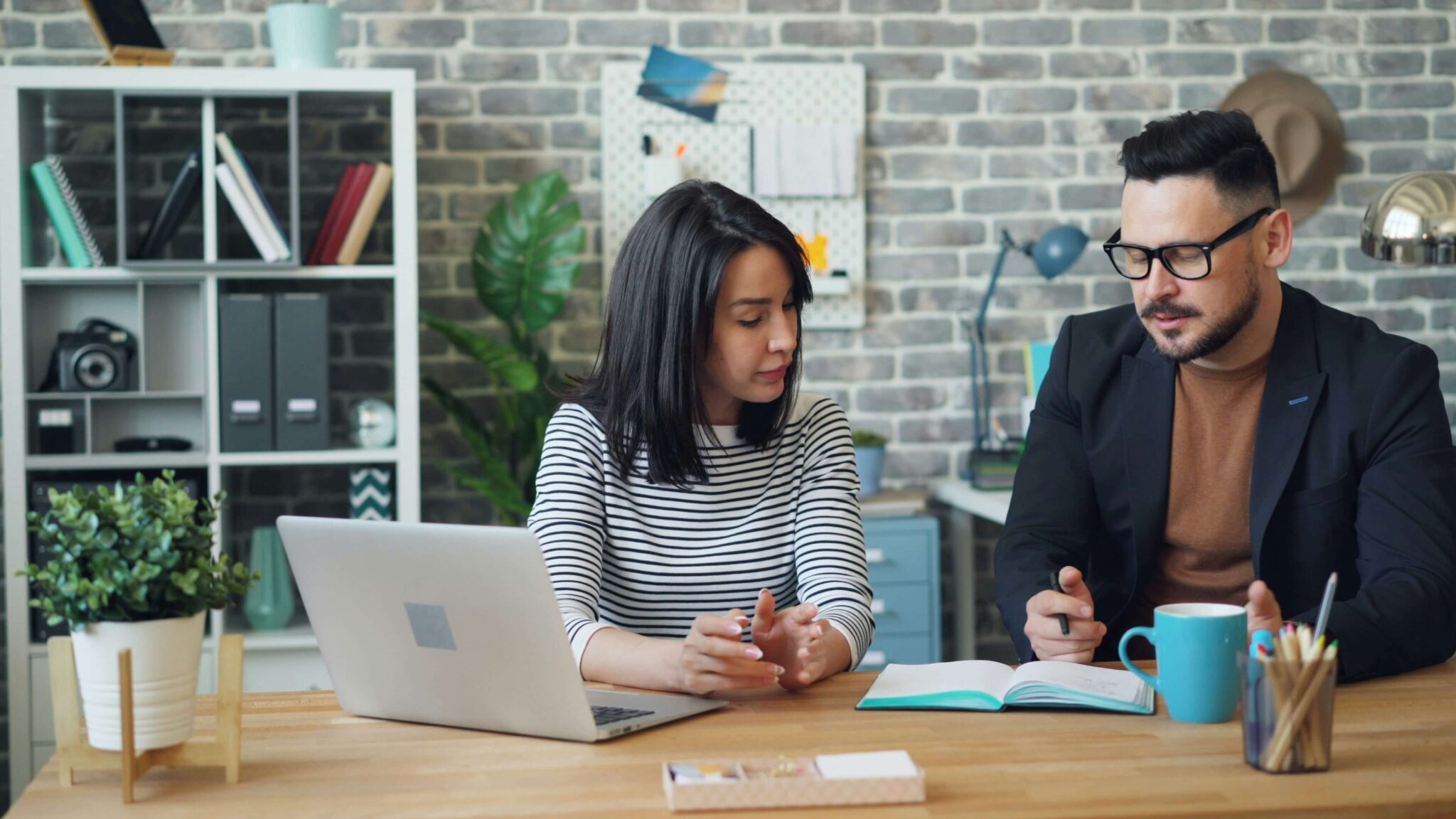 Refresh Your Logo Without Losing Your Audience In 2025